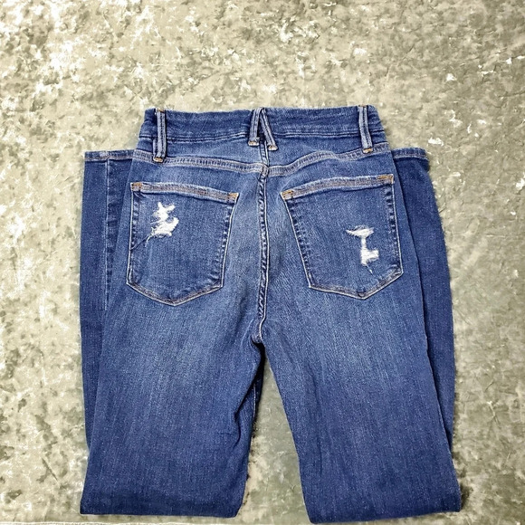 Good American Good Legs Jeans - Picture 8 of 8